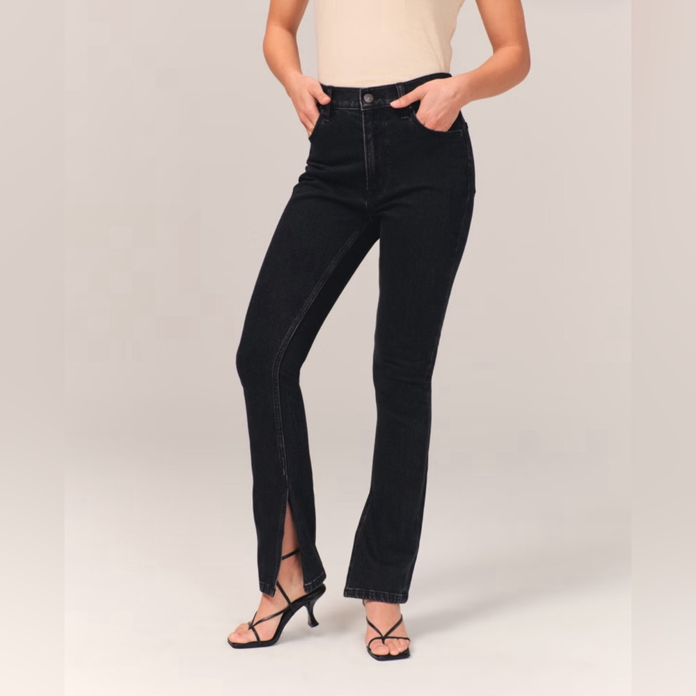 Abercrombie Black High Rise Skinny Jean - Size: 27